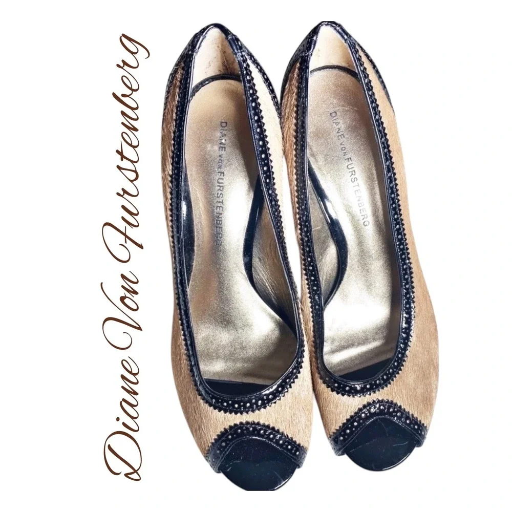 DVF Diane von Furstenberg Calf Hair‎ Block Heel Pumps Camel Black Peep Toe, 7.5